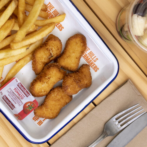 The Hills Cafe Kids Lunch Chicken Nuggets 02